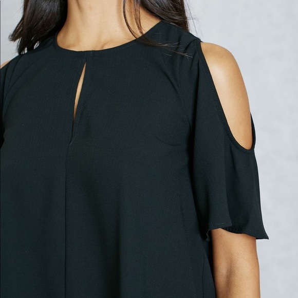 Topshop black cold shoulder keyhole top - Picture 4 of 9